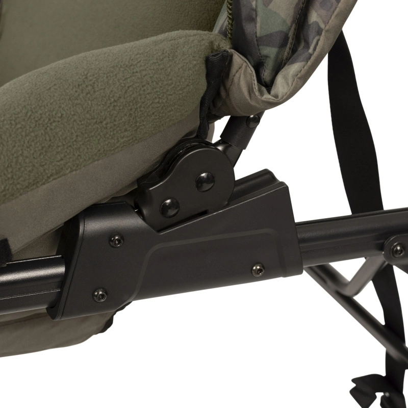 Trakker Levelite Camo Colossus Recliner Chair